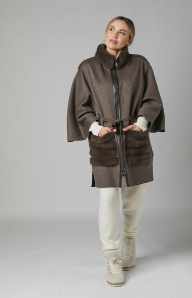 24/25 cappotto in cashmere double con collo e tasche in visone