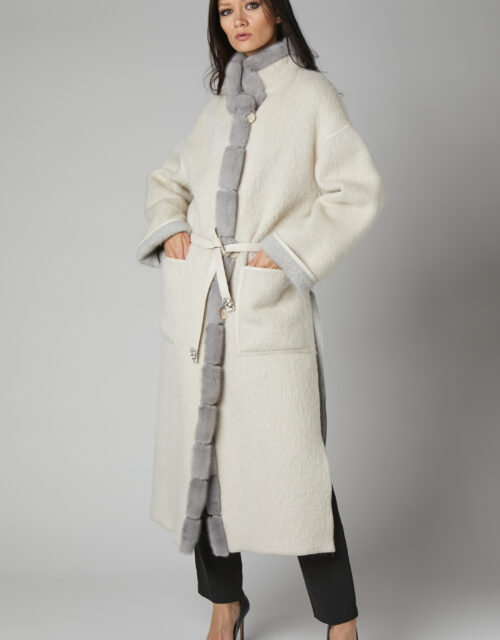 24/25 cappotto in cashmere con bordure in visone