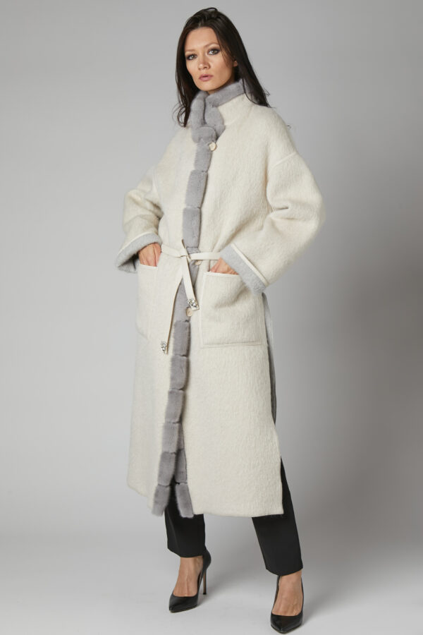 24/25 cappotto in cashmere con bordure in visone