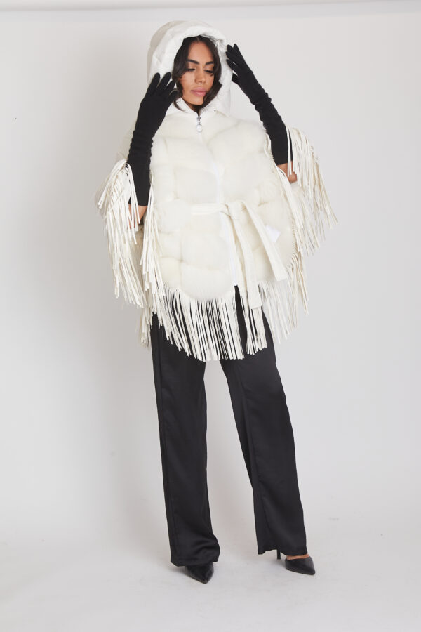 24/25 poncho in volpe con frange bianco