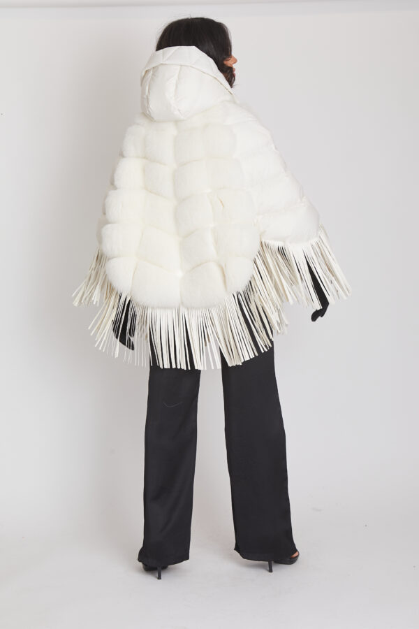 24/25 poncho in volpe con frange bianco - immagine 3