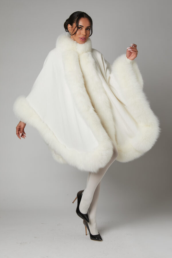 24/25 mantella cashmere con bordure in volpe bianco