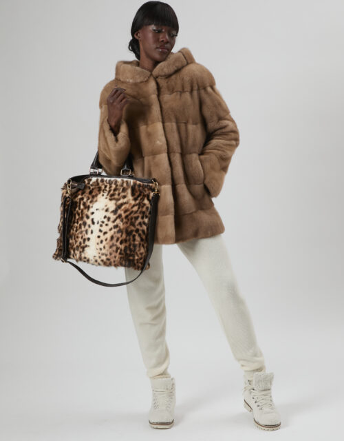 25/26  Giacca in visone pastello