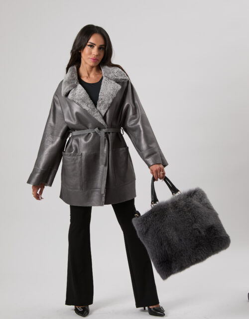 25/26 Cappotto in shearling nappato grigio perla reversibile colore zaffiro