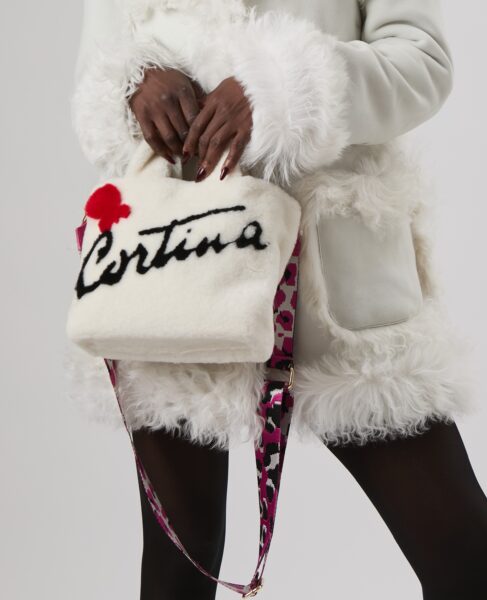 25/26 Borsa in shearling epilato colore bianco