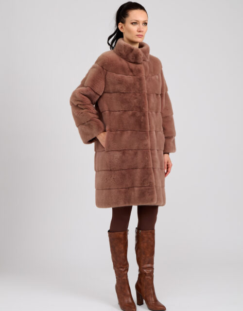 26/27 Cappotto in visone colore rosa antico
