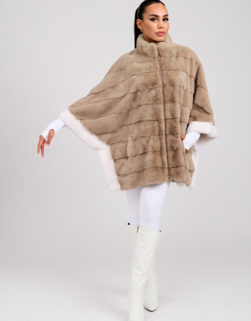 26/27 Poncho con maniche in visone pastello