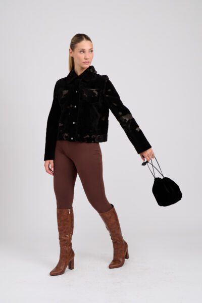 26/27 Giubbotto in shearling epilato colore nero e cacao