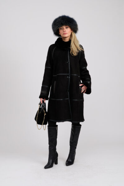 26/27 Cappotto in shearling scamosciato colore nero