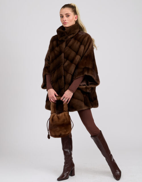 26/27 Poncho con maniche in visone demi