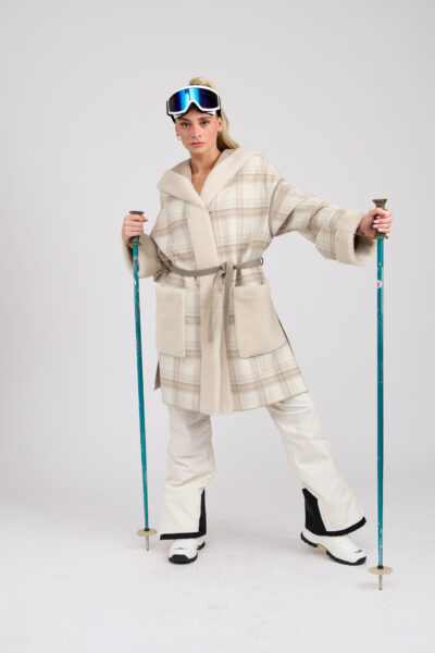 26/27 Cappotto in cashmere fantasia reversibile con bordure in shearling colore beige e panna