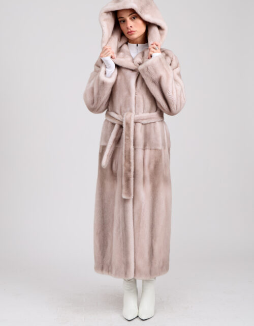 26/27 Cappotto maxi in visone colore perla naturale
